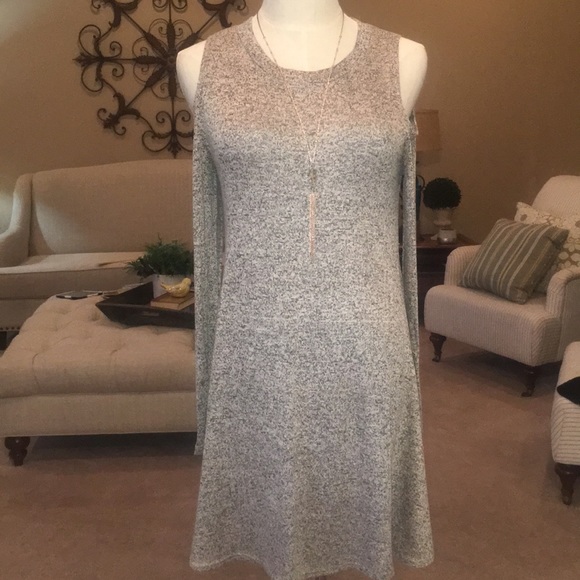 Pinc Other - Pinc brand open shoulder tunic